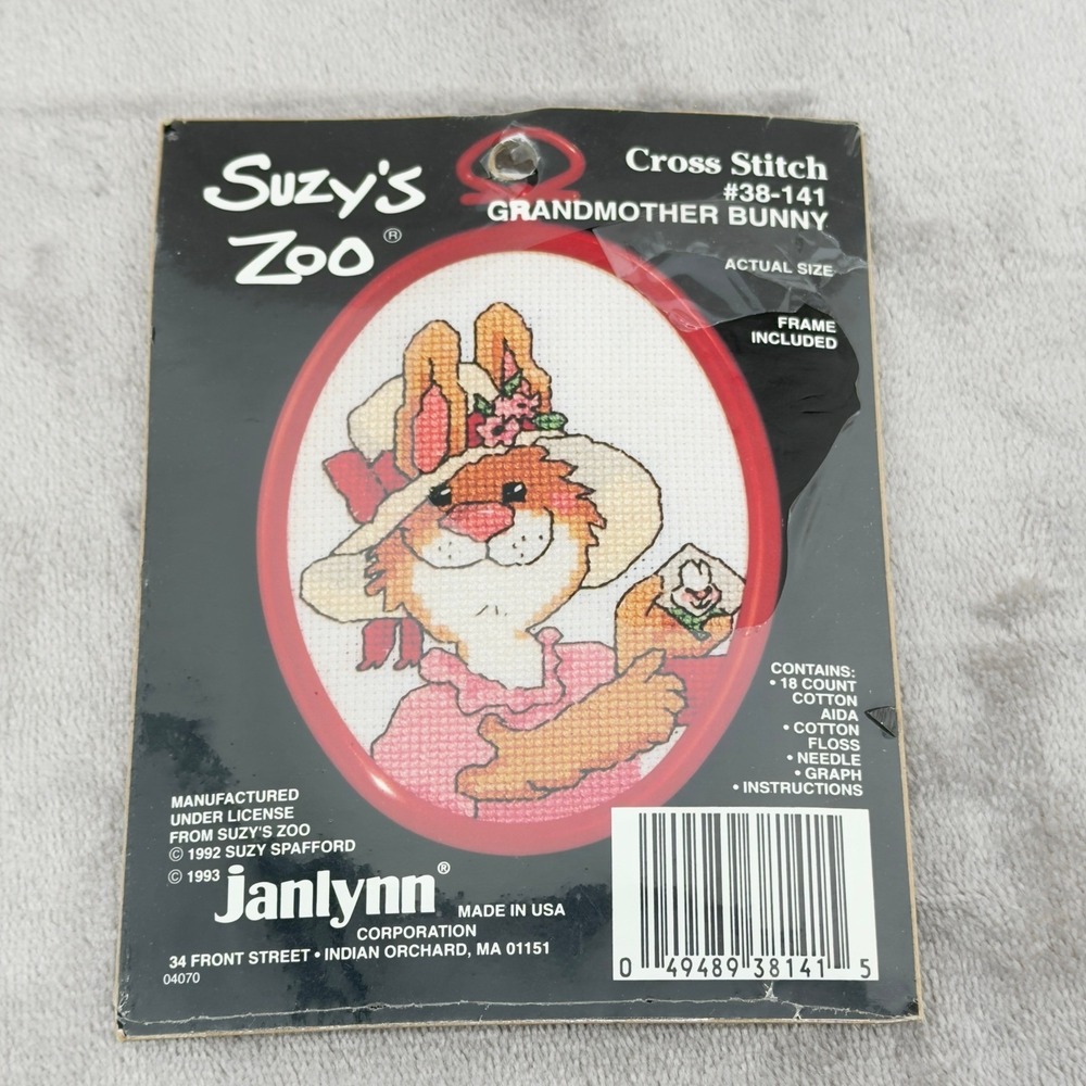 Vintage Janlynn Suzy's Zoo Grandmother Bunny Counted Cross Stitch Kit 38-141
